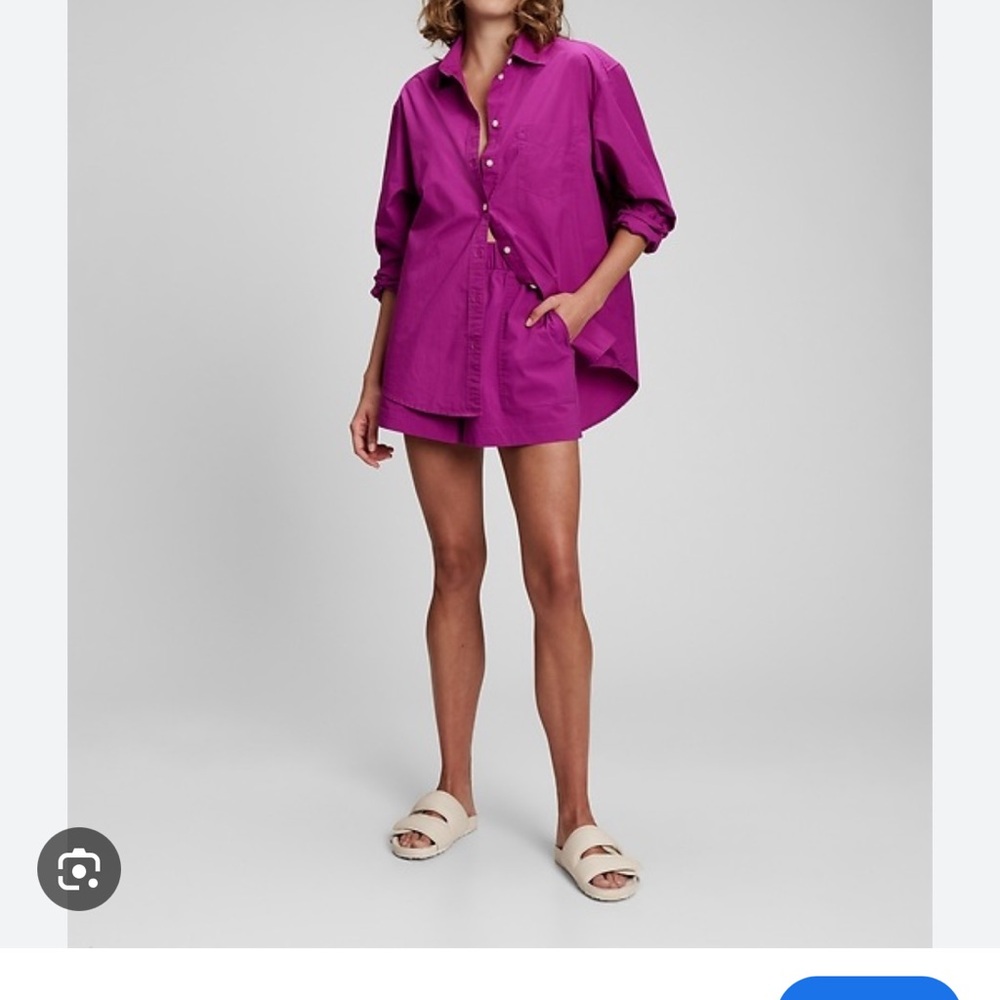 GAP Women's Purple Button Down Shirt